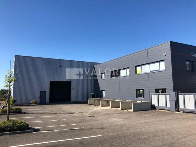LOCAL COMMERCIAL à LOUER — photo du bien