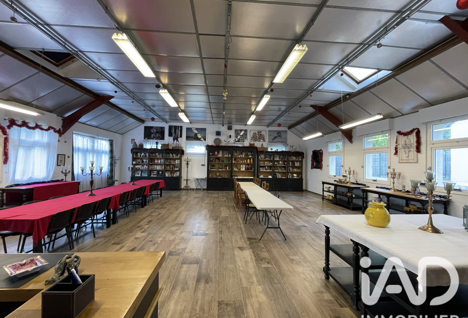 Vente Boutique/Local commercial 500 m&sup2; — photo 1