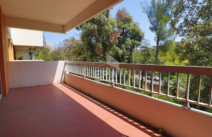 T4 FAMILIAL - 100 M² - TERRASSE - GARAGE - RÉSIDENCE ARBORÉE - GRAND SÉJOUR - EXPOSITION SUD - CALME - SAINTE-MARGUERITE — photo 2