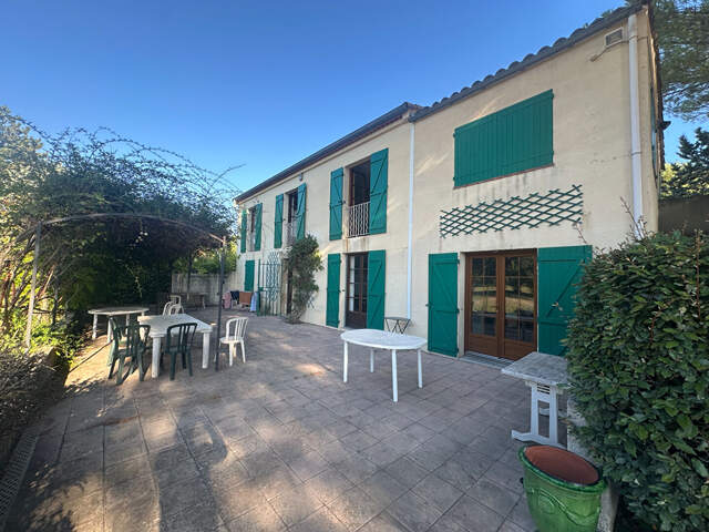 Vente Puyricard en campagne LC Gestion vous propose une maison traditionnelle type mas de 220m² habitables sur 5.000m² de terrain clos — photo du bien