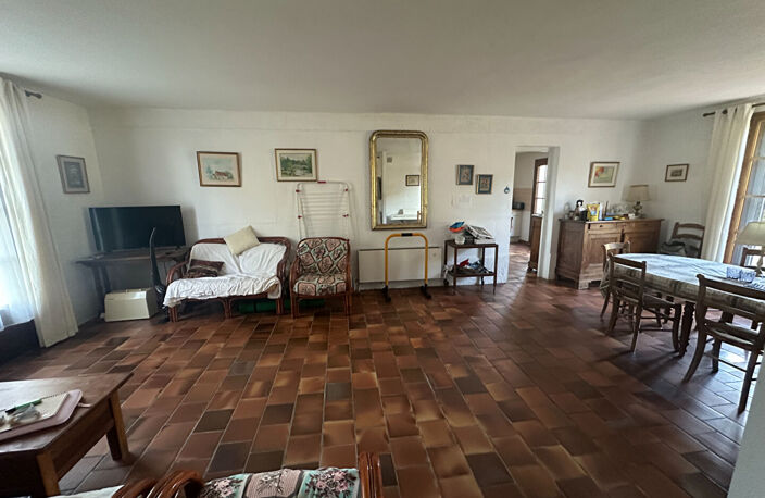 Vente Puyricard en campagne LC Gestion vous propose une maison traditionnelle type mas de 220m² habitables sur 5.000m² de terrain clos — photo 2