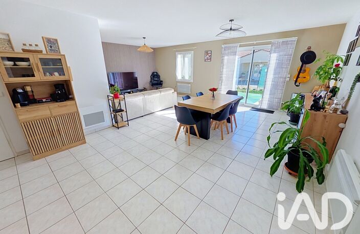 Vente Maison/villa 4 pièces — photo 2
