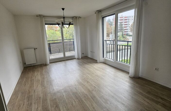 Vente Appartement 3 pièces — photo 2
