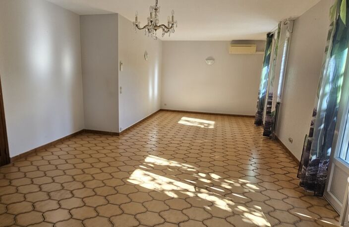Vente Maison/villa 5 pièces — photo 2