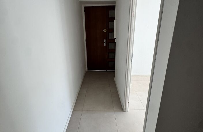 Vente Appartement 3 pièces — photo 3