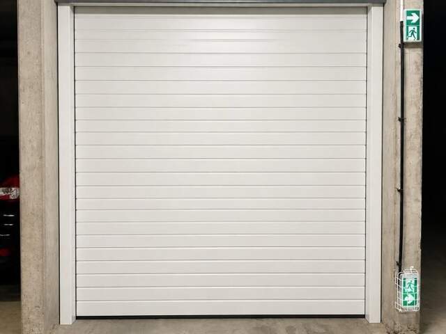 Vente Garage 14 m&sup2; — photo du bien