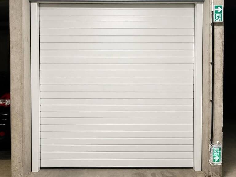 Vente Garage 14 m&sup2; — photo 1