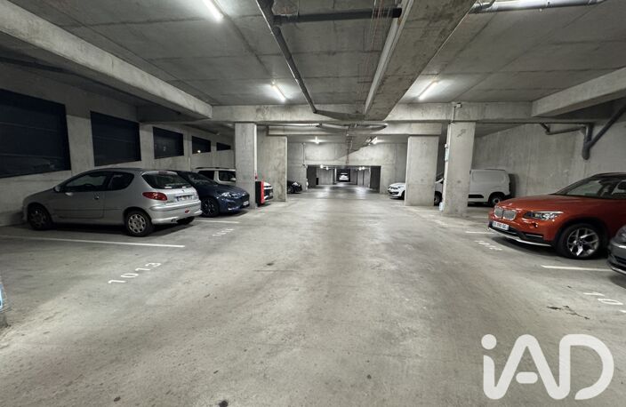Vente Garage 14 m&sup2; — photo 3