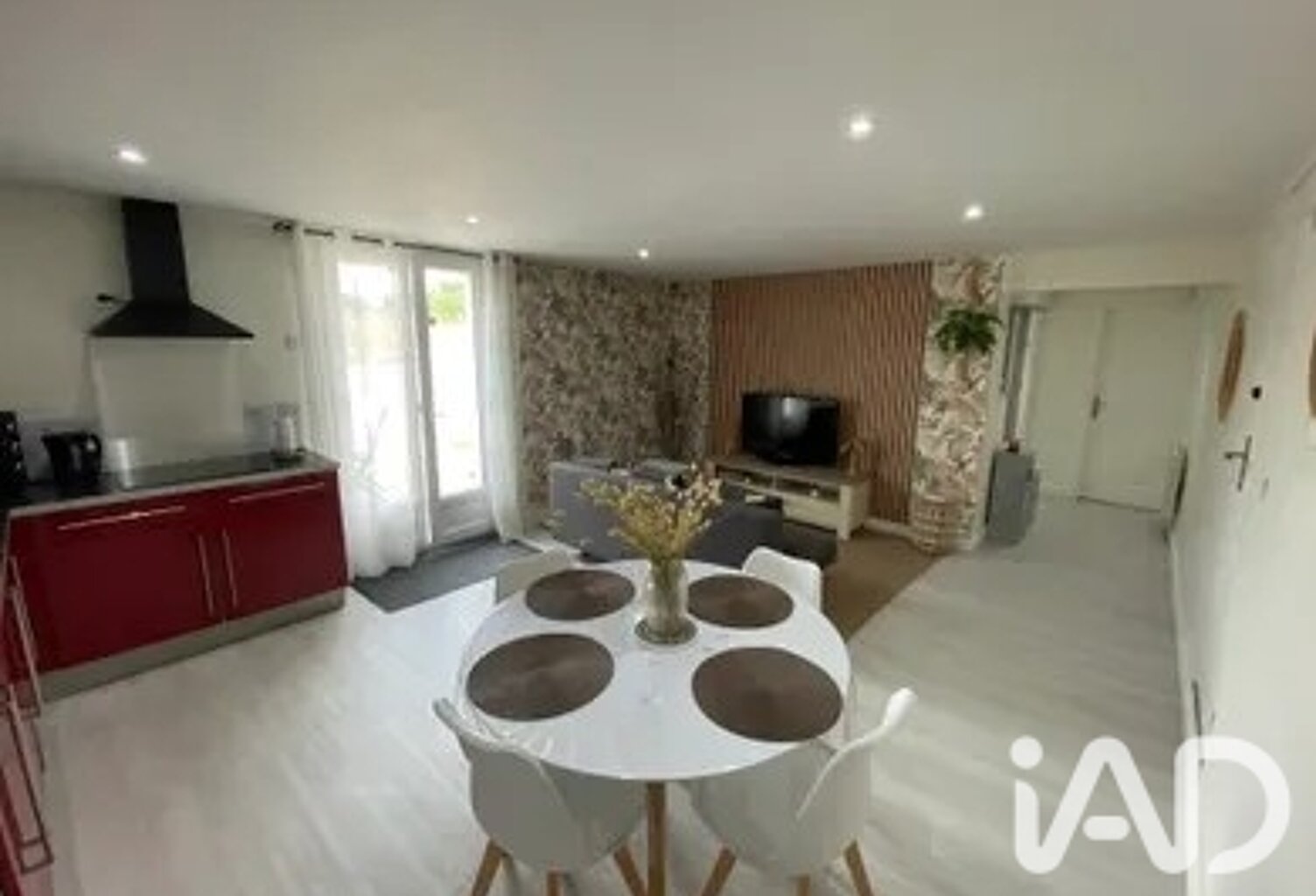 Vente Maison/villa 8 pièces — photo 1