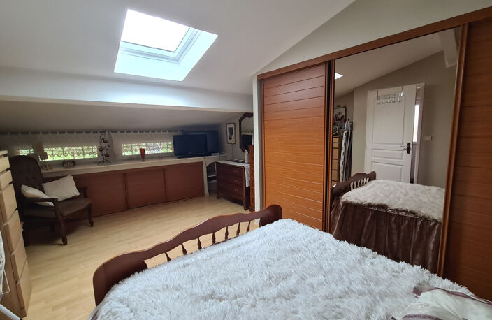 MAISON  T2 AVEC HANGAR 140 m2 — photo 5