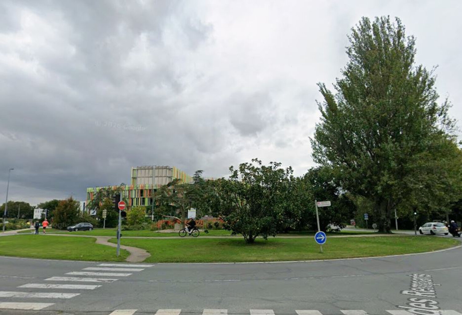 Lot de 10 parkings en sous-sol à La Rochelle — photo 1