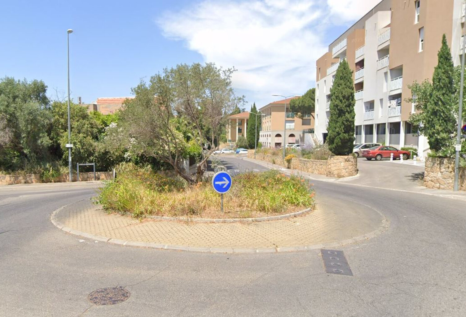 lot de 15 parkings Boxables à Istres — photo 1