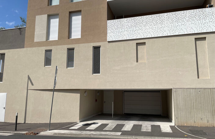lot de 15 parkings Boxables à Istres — photo 2