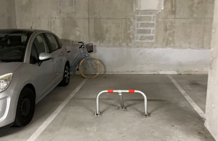 lot de 15 parkings Boxables à Istres — photo 3