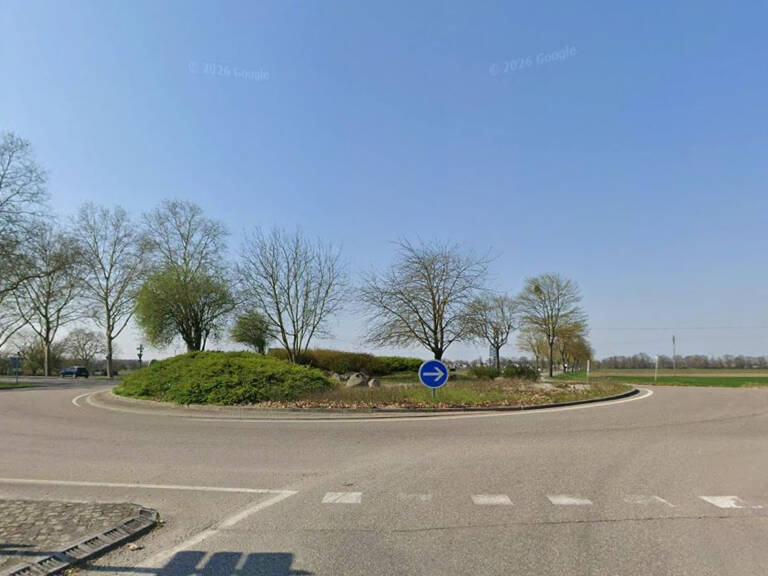 Lot de 8 parkings en sous-sol à Wantzeneau — photo 1