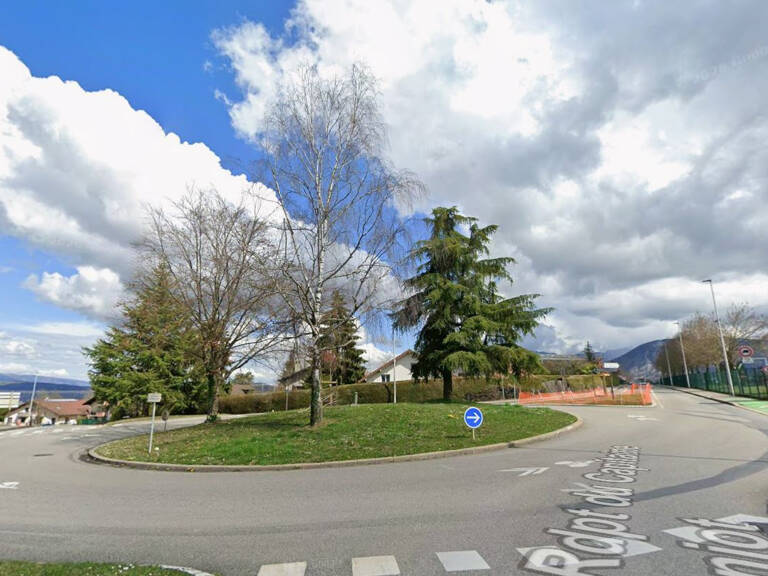 Lot de 10 Garages à Annecy quatier Cran-Gevrier. — photo 1