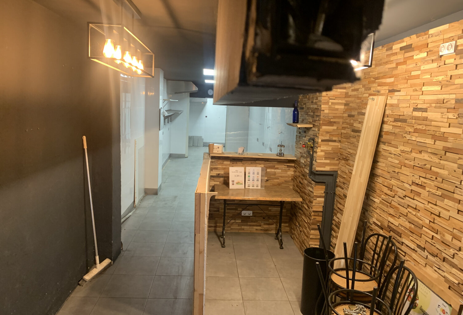MUR COMMERCIAUX LIBRE 50m2 HAUT GAMBETTA — photo 1
