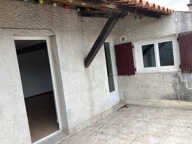 A VENDRE -  DUPLEX AVEC TERRASSE CENTRE VILLAGE - LEZAN — photo 4