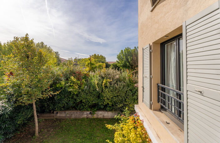 AIX EN PROVENCE NORD   TYPE 4 - GRANDE TERRASSE, ASCENSEUR - — photo 5