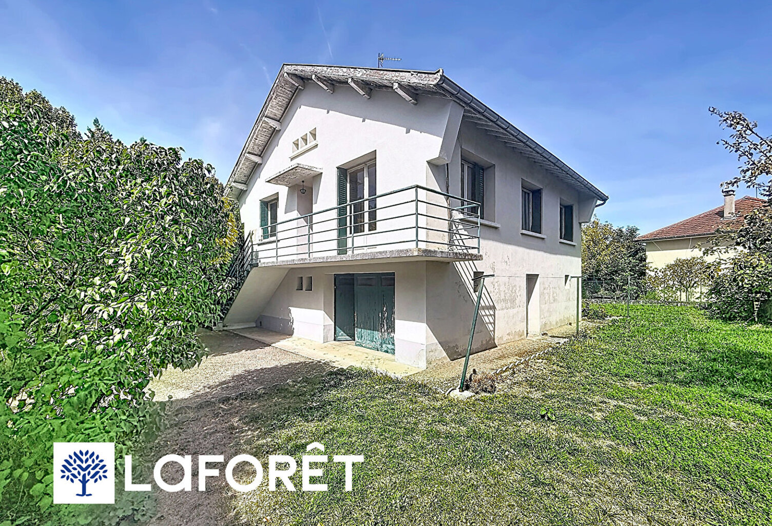 Maison avec terrain de 525 m², sous-sol complet et combles aménageables à Bourgoin-Jallieu — photo 1