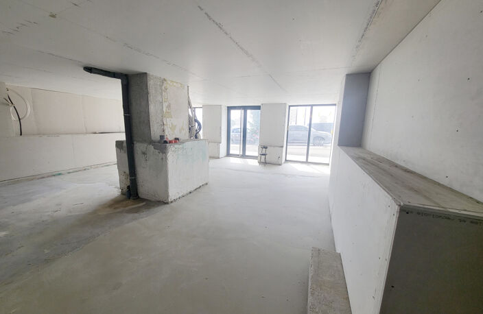 Appartement où local commercial de 200m2 face mer — photo 2