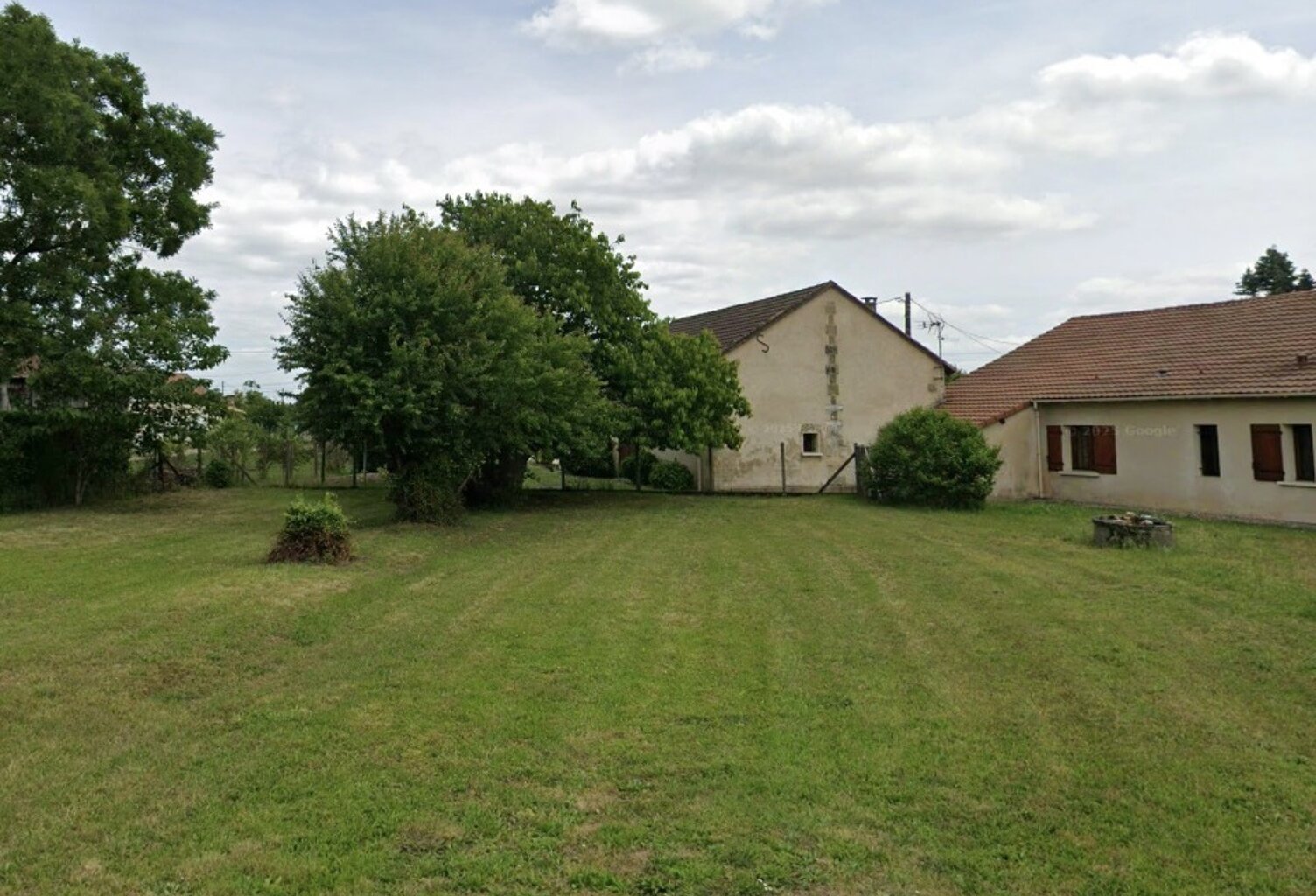 Terrain à bâtir à Saint-Pierre-d'Eyraud (24130) — photo 1