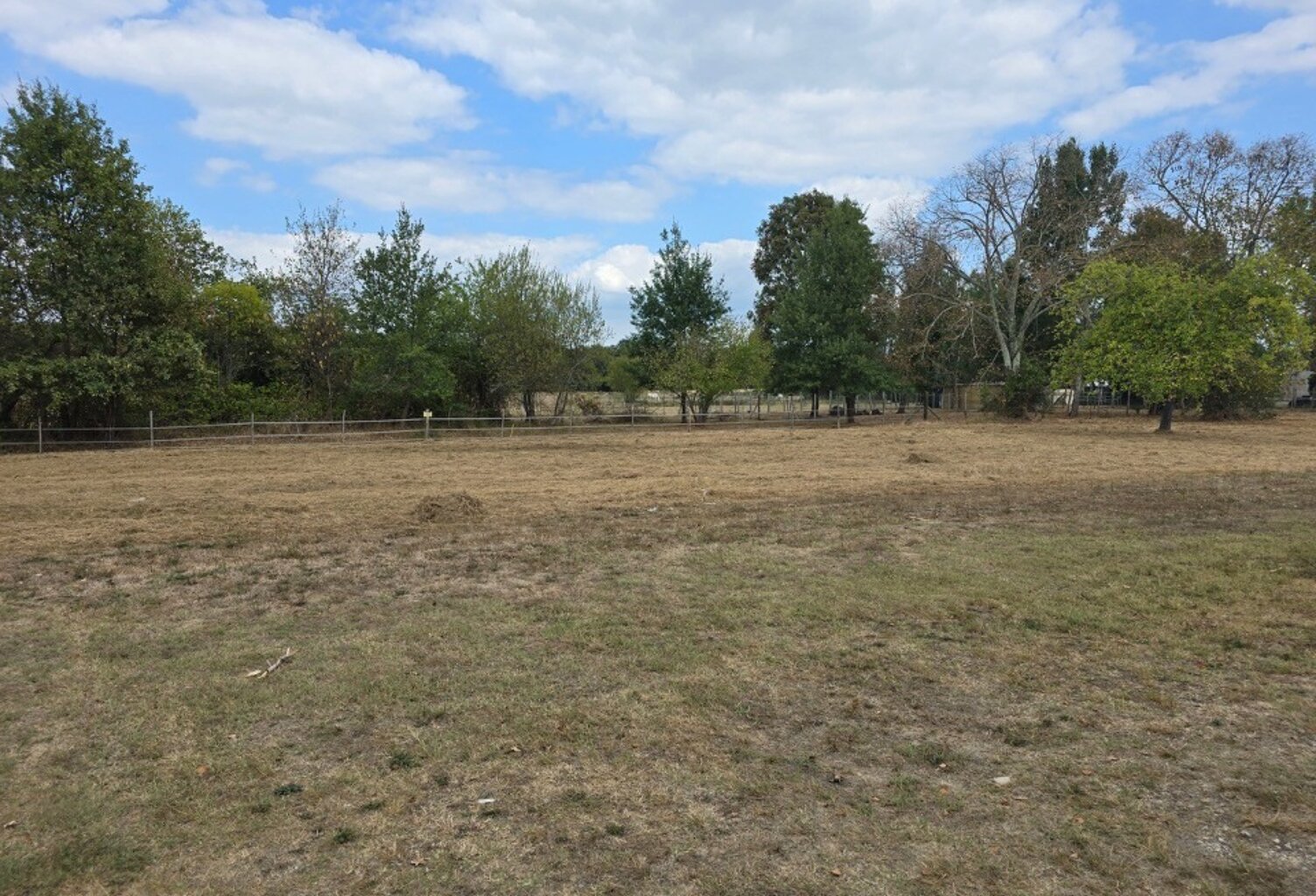 Terrain à bâtir à La Force (24130) — photo 1