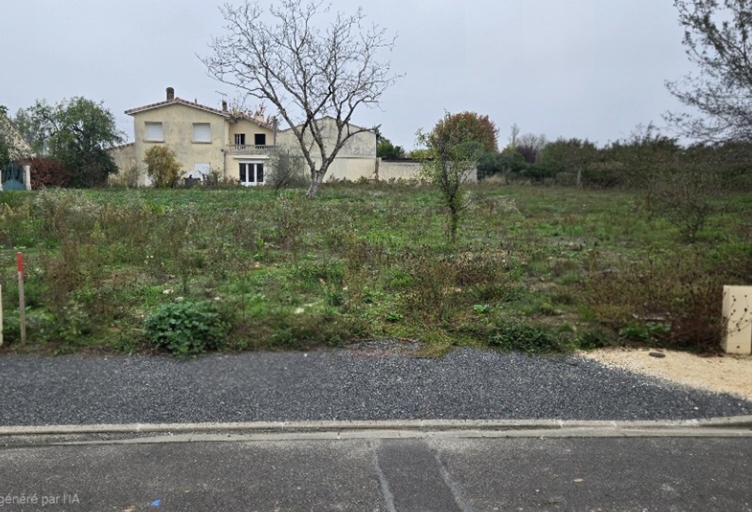 Terrain à bâtir à La Lande-de-Fronsac (33240) — photo 1