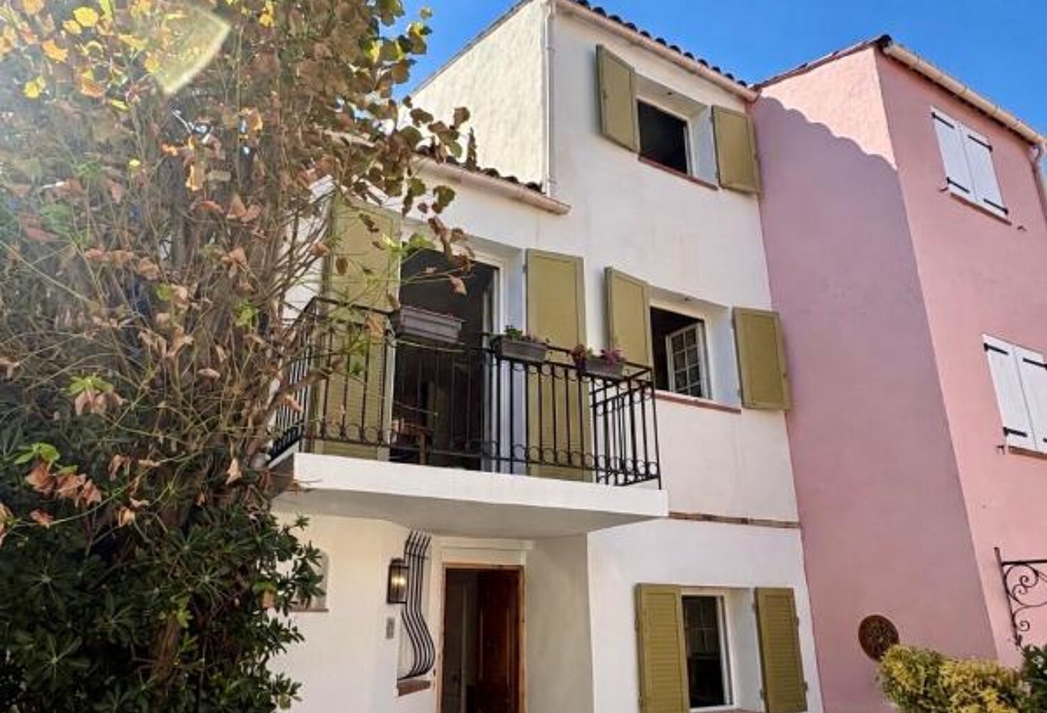 MAISON VILLAGE DE LA CROIX DES GARDES — photo 1