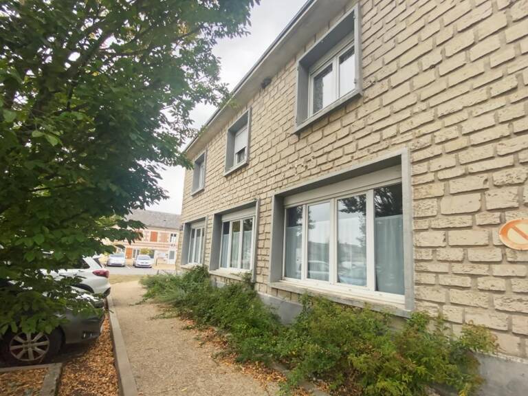 Maison  7 pièces BUCY LES PIERREPONT (02) — photo 1