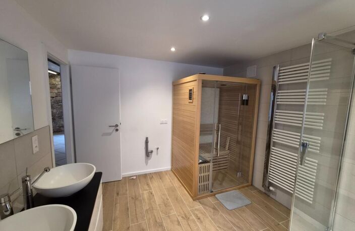 🏡 EXCLUSIVITÉ – UN APPARTEMENT ATYPIQUE PLEIN DE CHARME, À DÉCOUVRIR SANS TARDER ! — photo 5