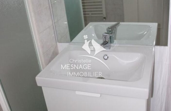 À louer chez Christelle Mesnage Immobilier - TRELIVAN, Mais — photo 5