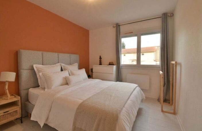 Appartement T4 spacieux, avec balcon, cave, place de parking — photo 5