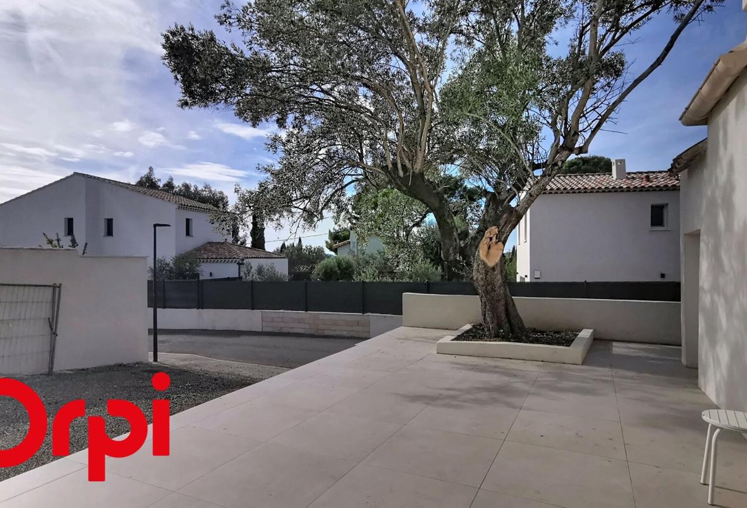Rare : Maison en Copropriété – Jardin, Immense Terrasse & Frais de Notaire Réduits ! — photo 1