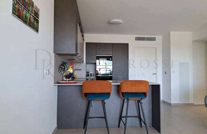 VILLENEUVE-LOUBET – BEAU 3 PIÈCES MEUBLÉ DE 64 M² AVEC PARKING E — photo 5