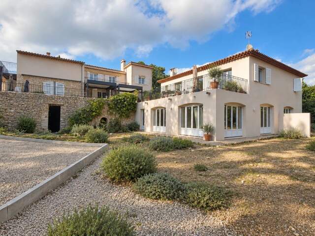 MOUANS-SARTOUX – MAGNIFIQUE REZ-DE-MAISON 4 PIÈCES DE 83 M² AVEC — photo du bien