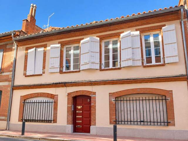 Toulouse Saint Sernin charmant T2 bis en Duplex sans travaux vendu meublé — photo du bien