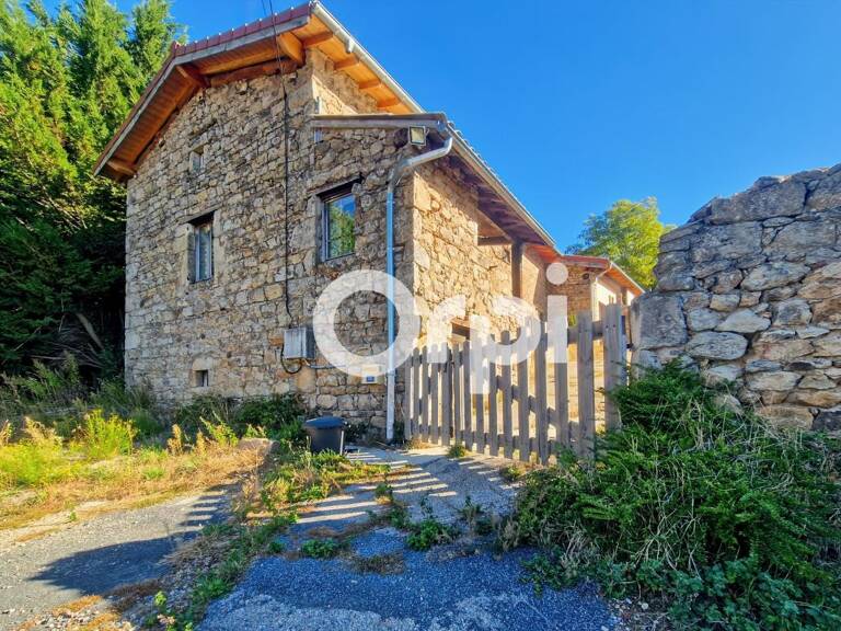 🏡 THURINS – Ancienne ferme en pierres avec terrain et vue dégagée, à découvrir sans tarder ! — photo 1