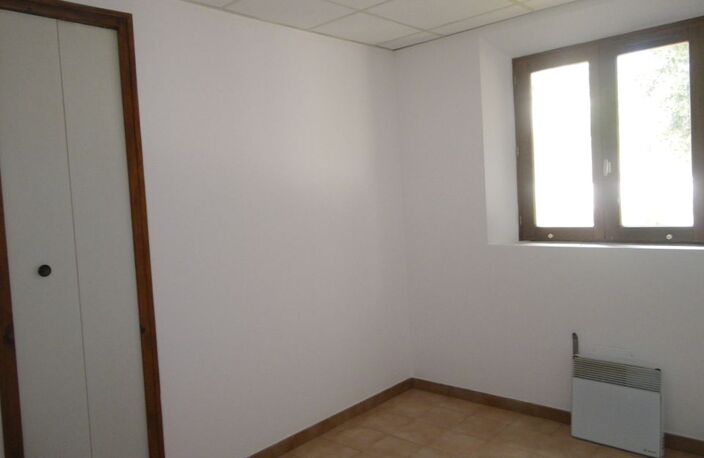 Appartement de 52m2 à louer sur Saint-Maximin-la-Sainte-Baume — photo 4