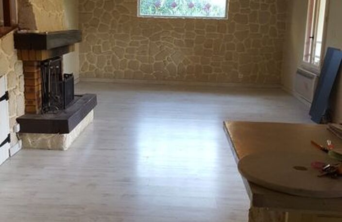 Maison de 130m2 à louer sur Saint-Julien-la-Vêtre — photo 5