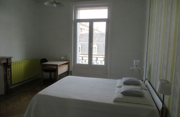 Appartement de 130m2 à louer sur Lons-le-Saunier — photo 4