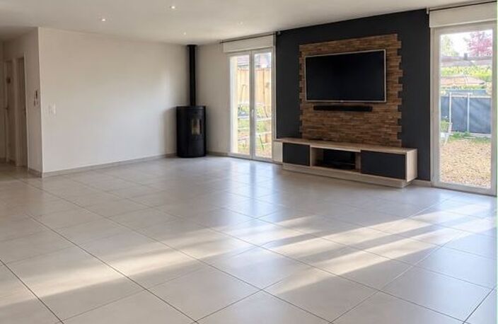 Maison de 145m2 à louer sur Belhomert-Guéhouville — photo 3