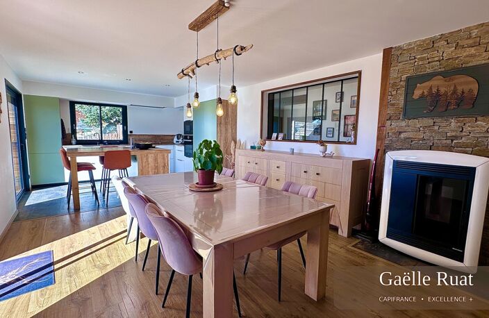 FONT-ROMEU (66)– GRANDE PROPRIÉTÉ DE 240 M² AVEC 4 APPARTEMENTS, TERRASSE PANORAMIQUE ET GRAND GARAGE — photo 3