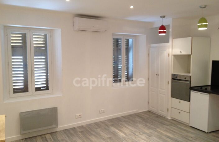 Immeuble à vendre DRAGUIGNAN (83), Taux de rentabilité net de 7,6 %, 4 appartements rénovés, jardin de 80 m² !! — photo 5