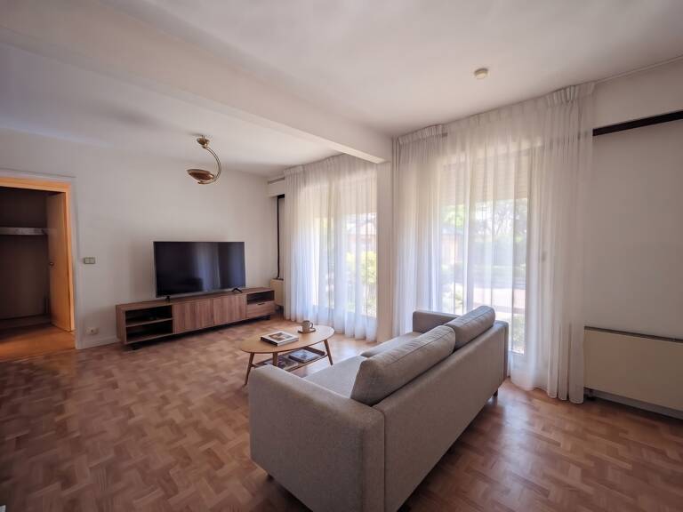 Appartement à vendre 2 pièces BORDEAUX SAINT GENES — photo 1