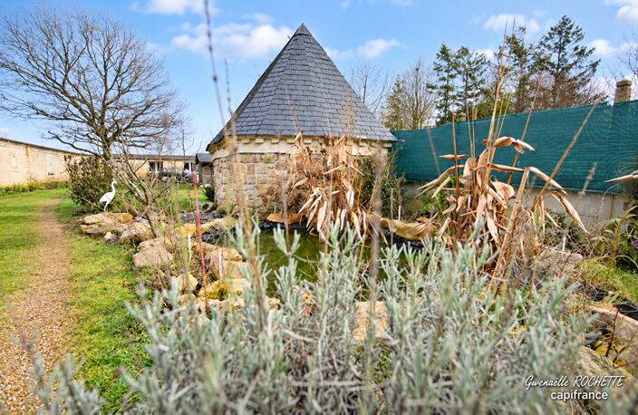 Dpt Maine et Loire (49), à vendre SEICHES SUR LE LOIR maison P8 — photo 3