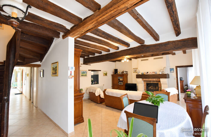 Dpt Maine et Loire (49), à vendre SEICHES SUR LE LOIR maison P8 — photo 4