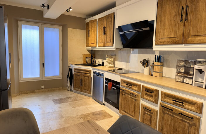 Maison de village à vendre 5 pièces VINS SUR CARAMY (83) — photo 3