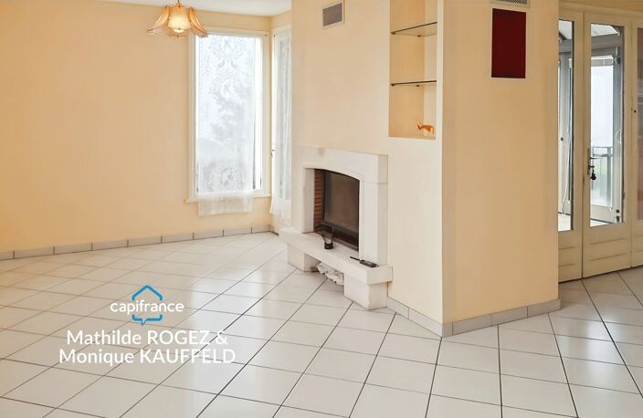 Marat – Grande maison avec vue, terrasses et terrain de 4 250 m² — photo 4