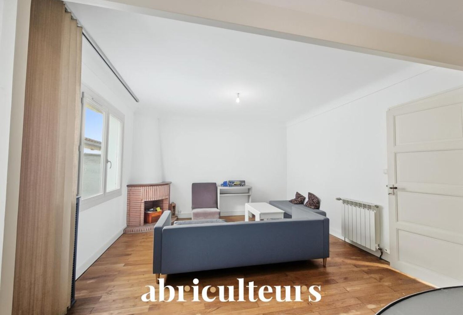Maison 4 pièces 96 m² avec cour et garage en vente à Cognac 16100 — photo 1